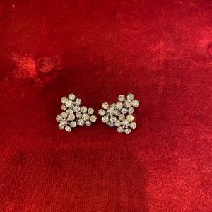 Beautiful vintage clip on earrings